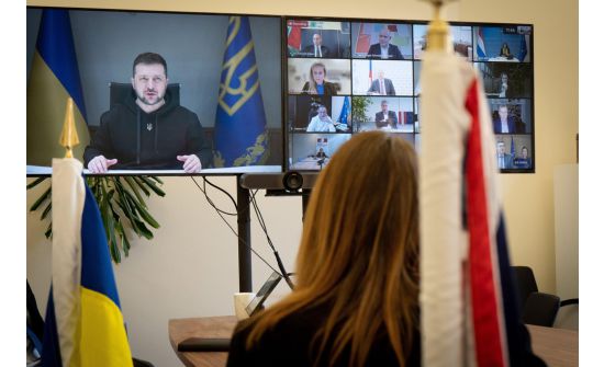 ОХУ болон Беларусийг 2024 оны Парисийн Олимпод оролцохыг эсэргүүцэж байна