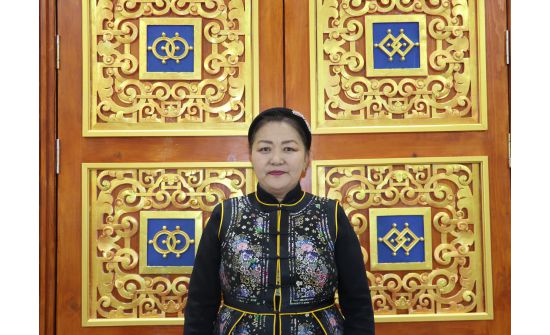 Н.Мэндбаяр: Хуримаа хийхдээ эхэр татаж уйлаад байсан хүүг огт мартдаггүй