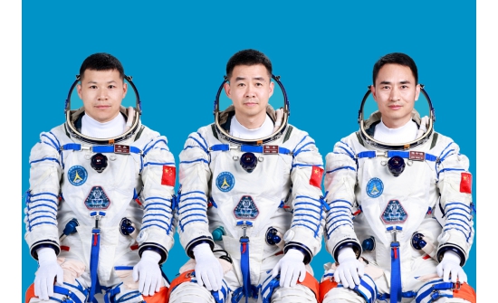 Хятад: Маргааш “Shenzhou XX” хөлгийн багийг сансарт хөөргөнө