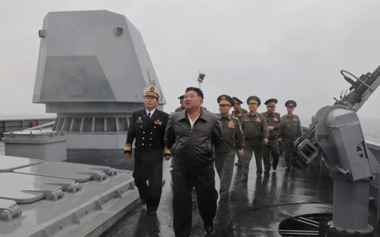 Ким Жон Ун: Тэнгисийн цэргийг цөмийн зэвсгээр хангах хөтөлбөр амжилттай хэрэгжиж байна