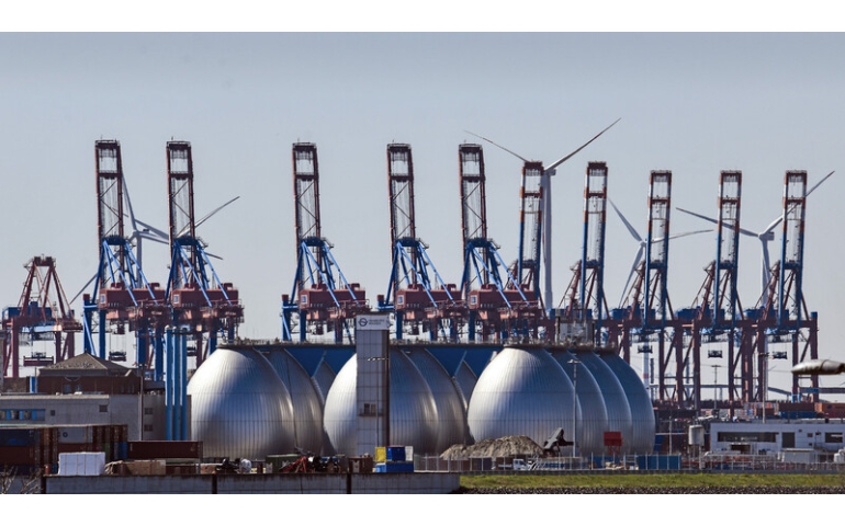 Казахстан улс Германд түүхий нефть нийлүүлнэ