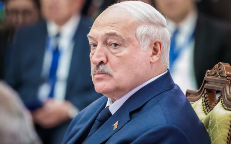Беларусь: Мөөг түүх украин иргэдийг хилээр нэвтрүүлэхэд бэлэн