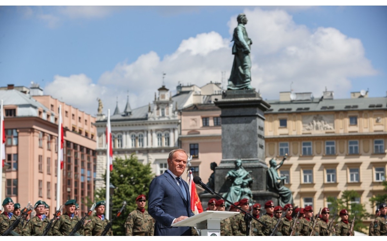 Польш улс Орос, Беларусьтай залгаа хилийнхээ хамгаалалтыг бэхжүүлэхэд онцгой анхаарч байна